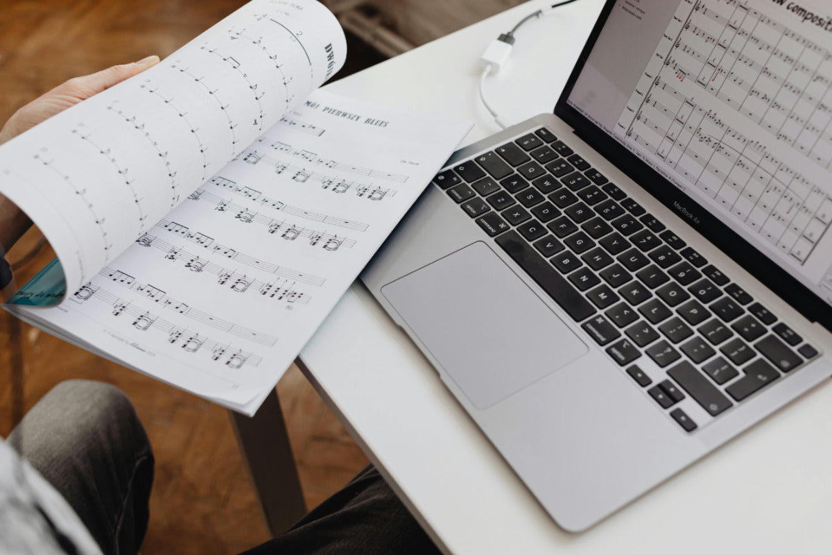 Top 4 Sheet Music Reader Apps To Improve Your Practice & Performance