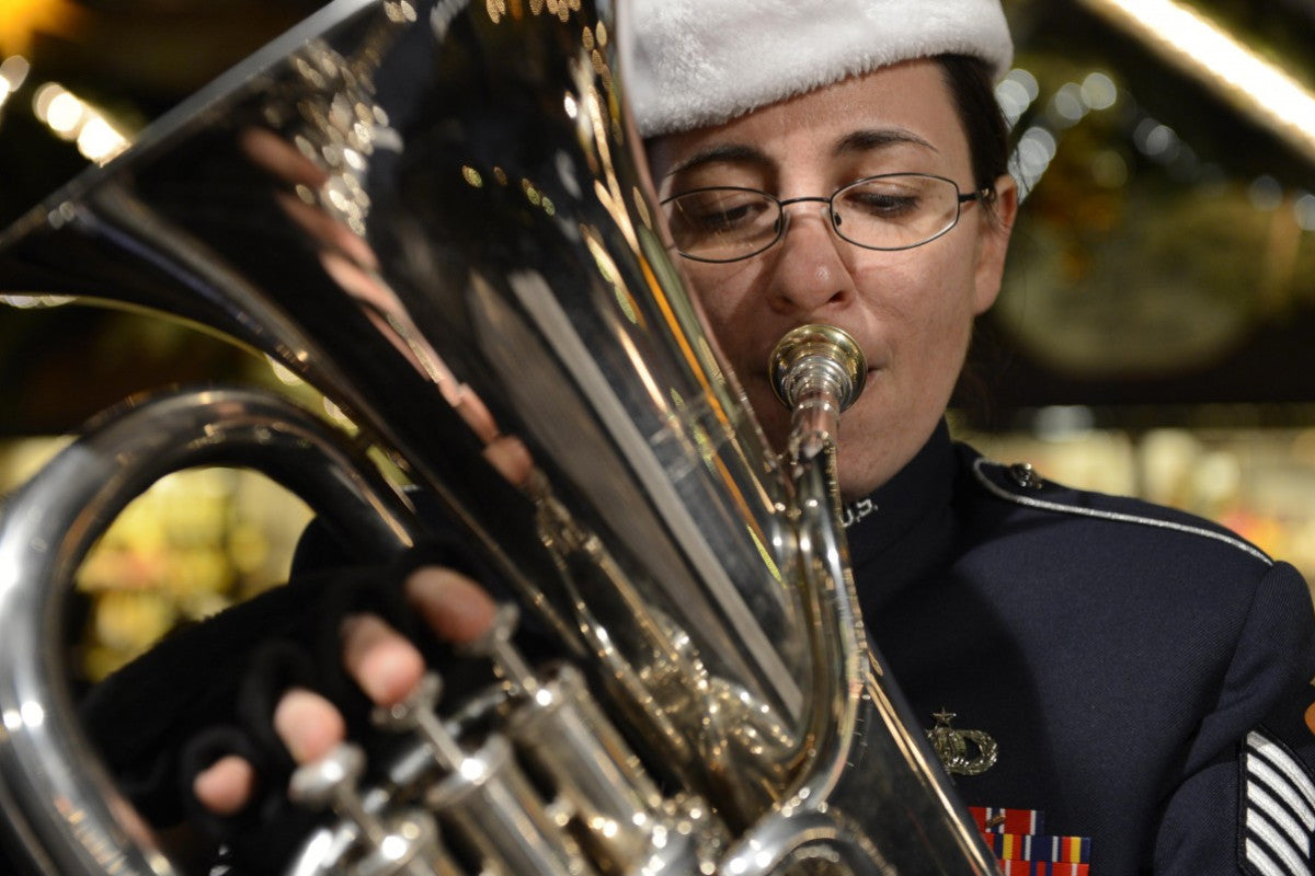 How To Control Horn Tone Color With Your Right Hand