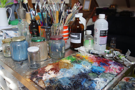 How To Choose Oil Painting Mediums (And Avoid Costly Mistakes)
