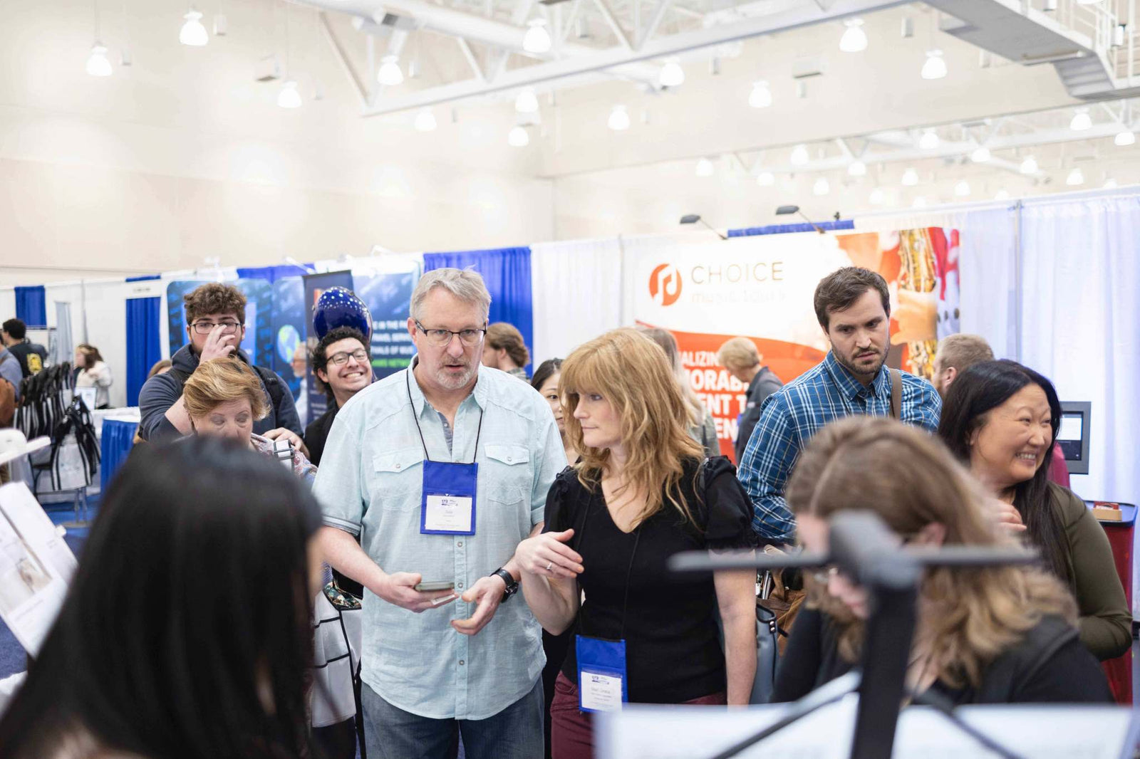 Visitors crowding our KraftGeek booth for a demo!