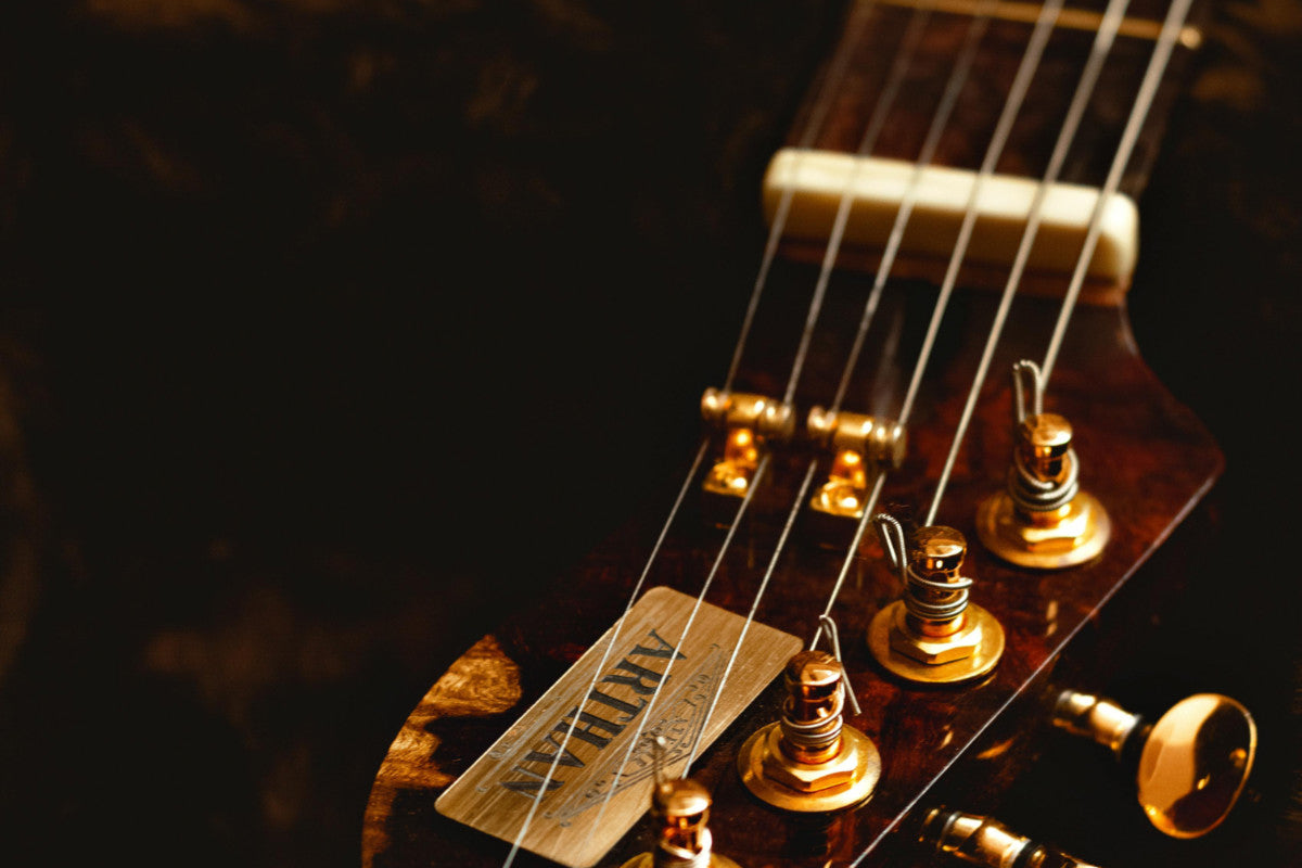 How To Choose The Right Guitar Strings