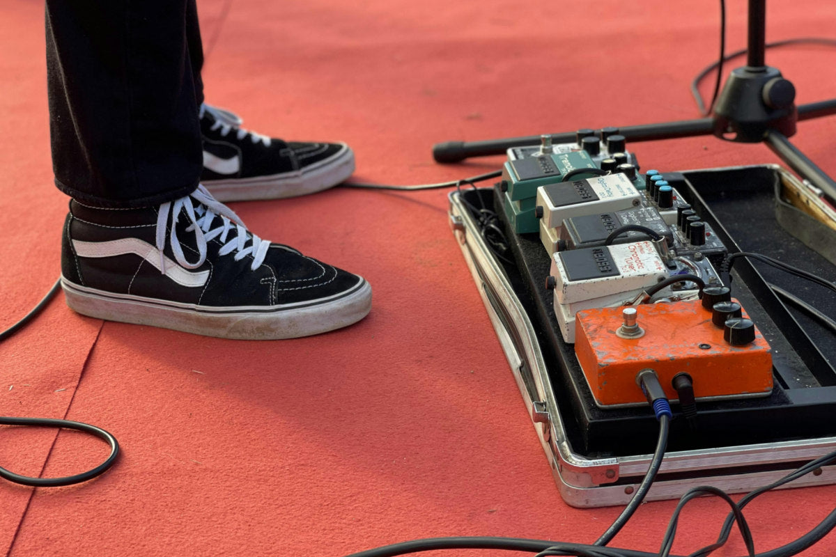 A Beginner's Guide To Guitar Pedals