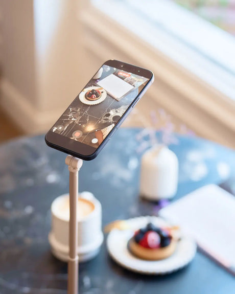 JustTap Magnetic Phone Tripod - Ombré Peach